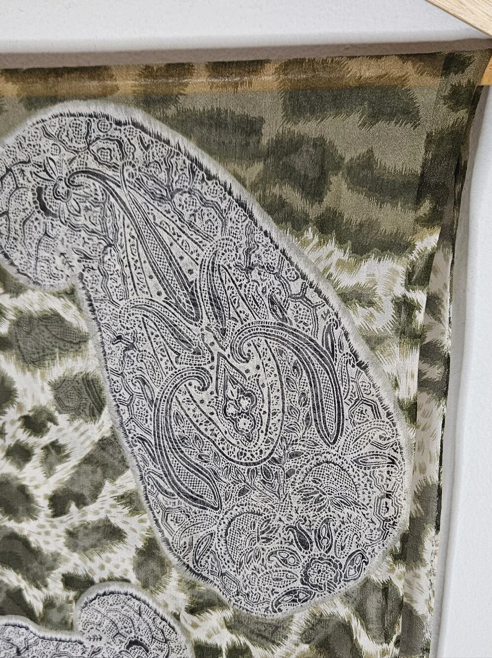 Oscar De La Renta Silk Scarf Leopard Paisley Green Brown 15×58